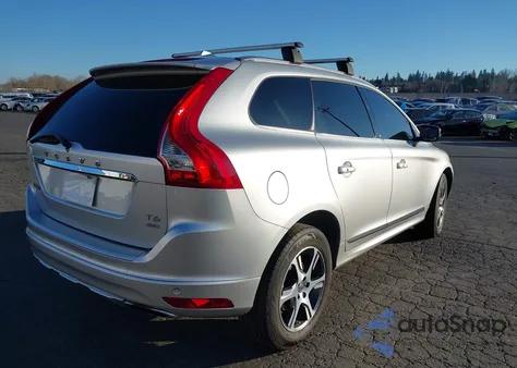 2015 Volvo Xc60 T6 Premier из США, поврежденный, VIN YV4902RK4F2649169